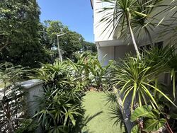 Peakview Estate (D16), Terrace #577286371